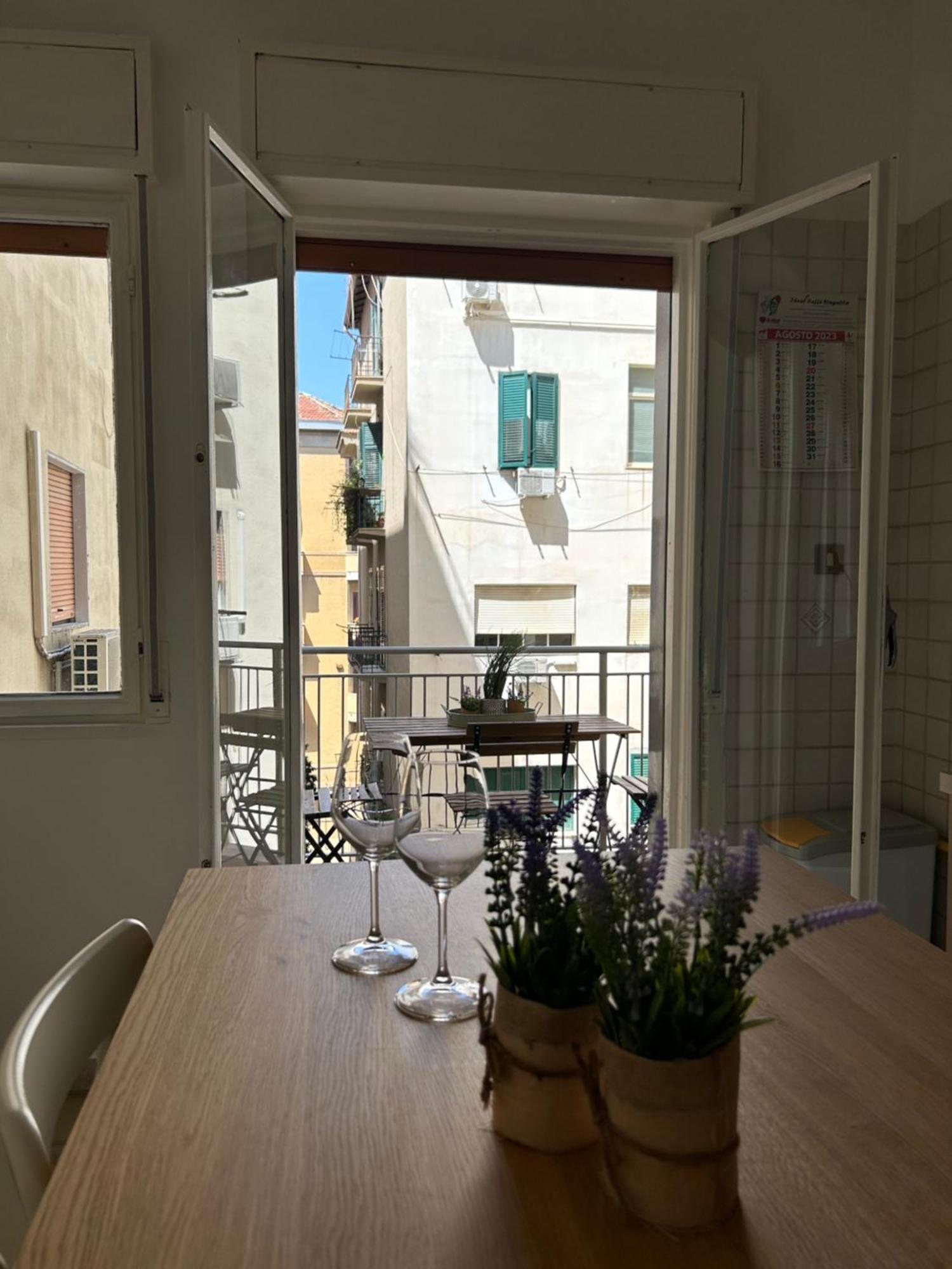 4 Country Side - City Center Palermo Exterior foto